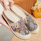 Damen Komfortable Slip-On Clogs mit buntem Muster und flexiblem Riemen R&B