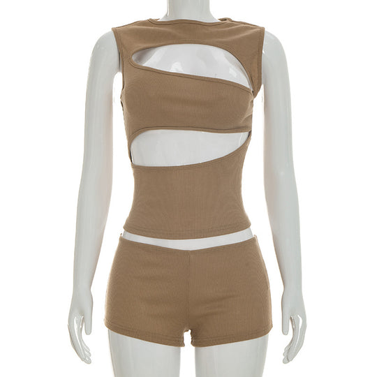 Damen modisches Oberteil mit angeschnittenen Details und passenden Shorts R&B