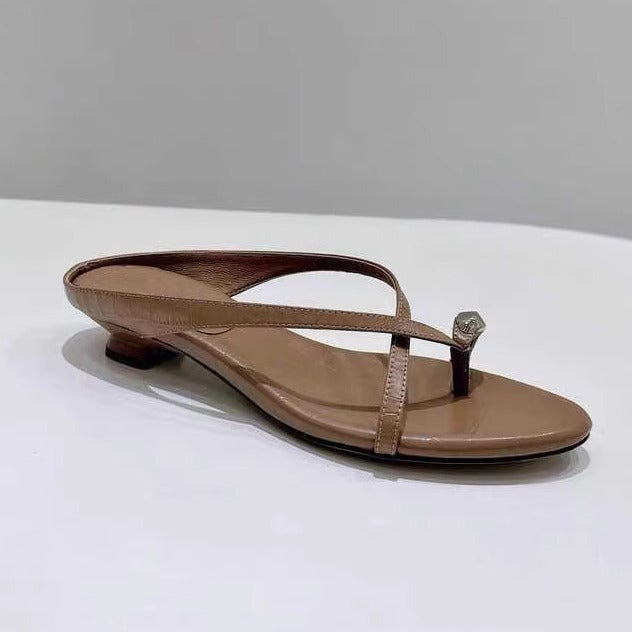 Damen elegante Zehentrenner-Sandalen mit modischem Riemendesign und dekorativem Schmuckdetail R&B