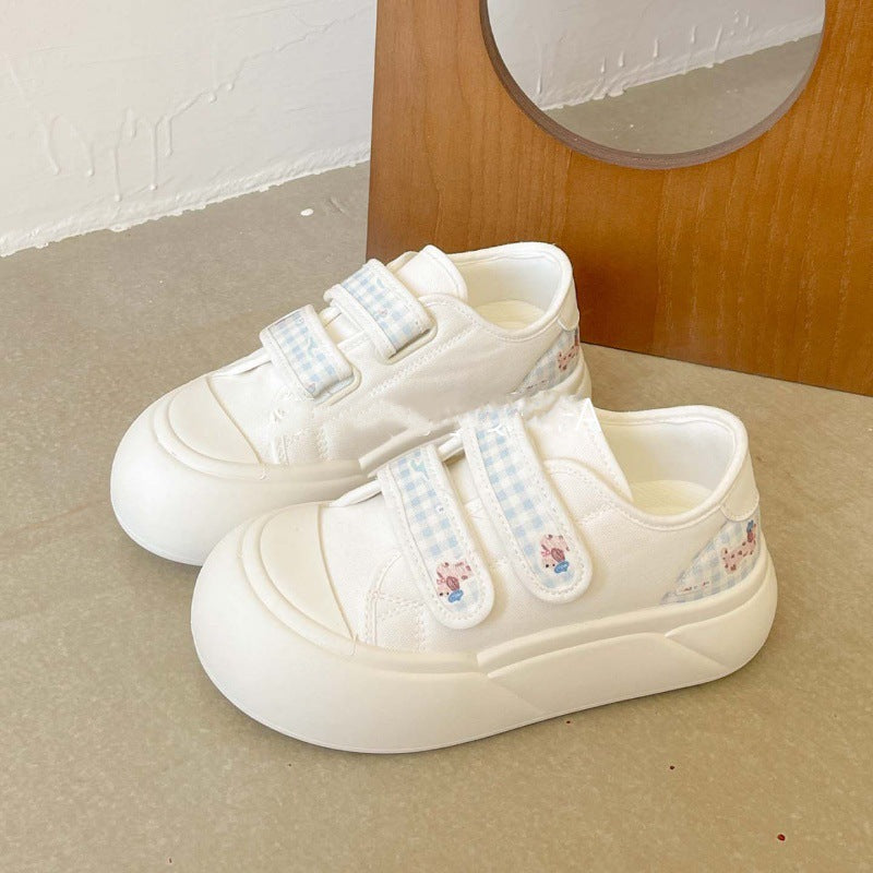 Damen Plattform-Sneaker mit praktischem Klettverschluss und verspielten Applikationen