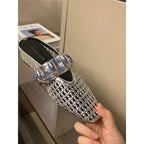 Damen modische Mules mit dekorativem Riemen R&B