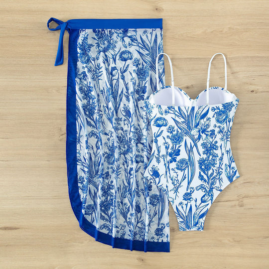 Damen Bademode mit floralem Muster und transparenter Sarong-Hülle R&B