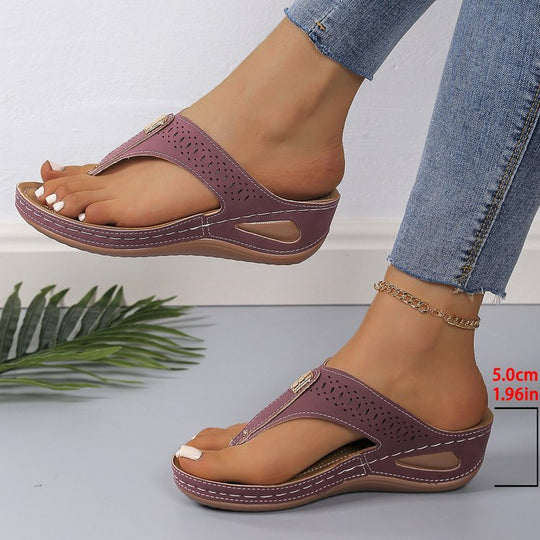 Damen Zehentrenner-Sandalen mit eleganter Perforation und modischem Akzent R&B