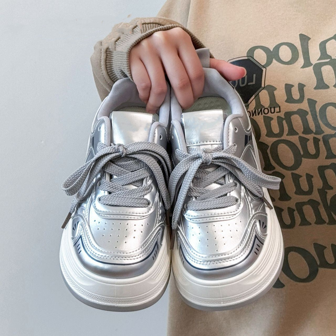 Damen Sportliche Sneakers mit dämpfender Sohle und atmungsaktivem Obermaterial R&B