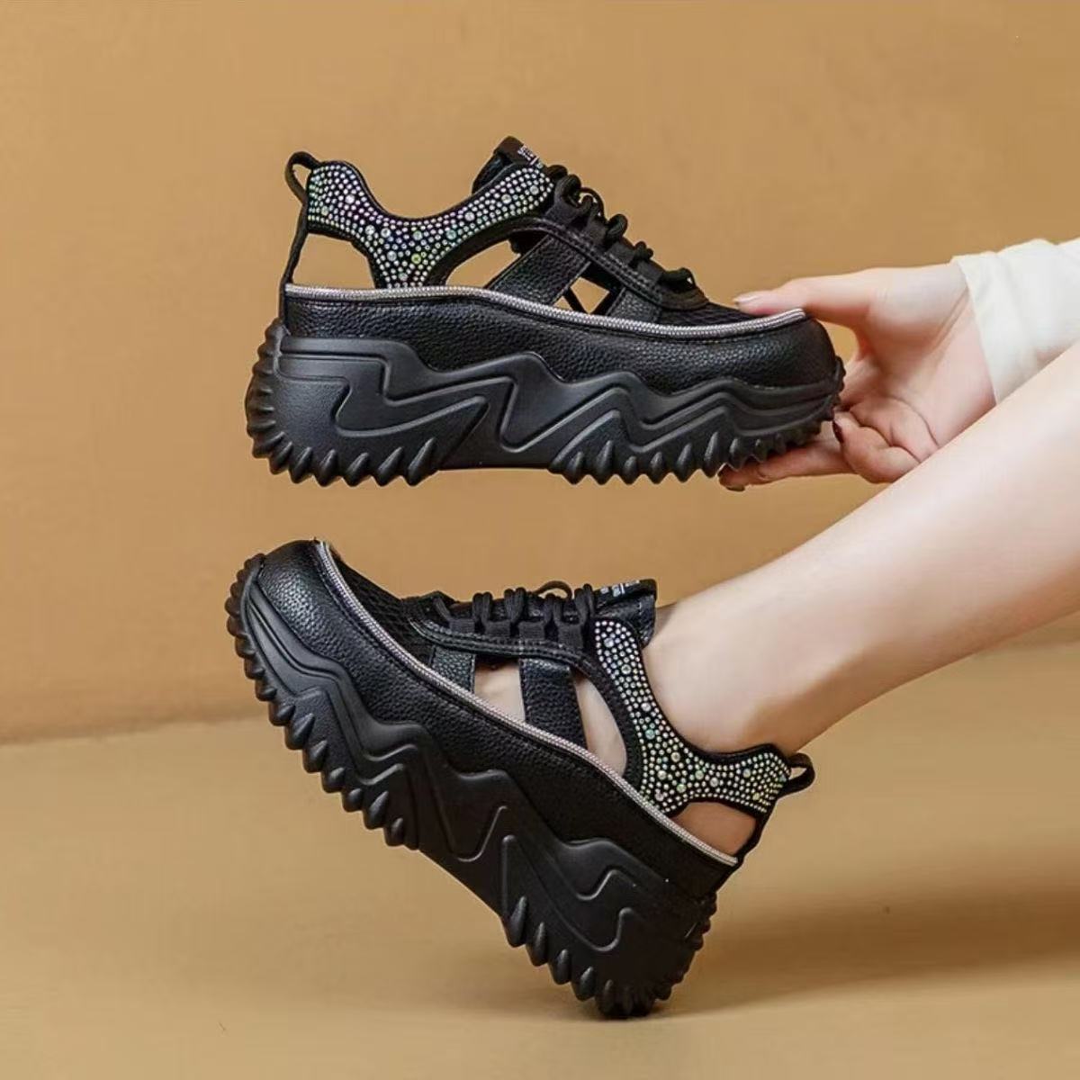Damen Sportliche Plateau-Sneaker mit atmungsaktivem Mesh und rutschfester Sohle R&B