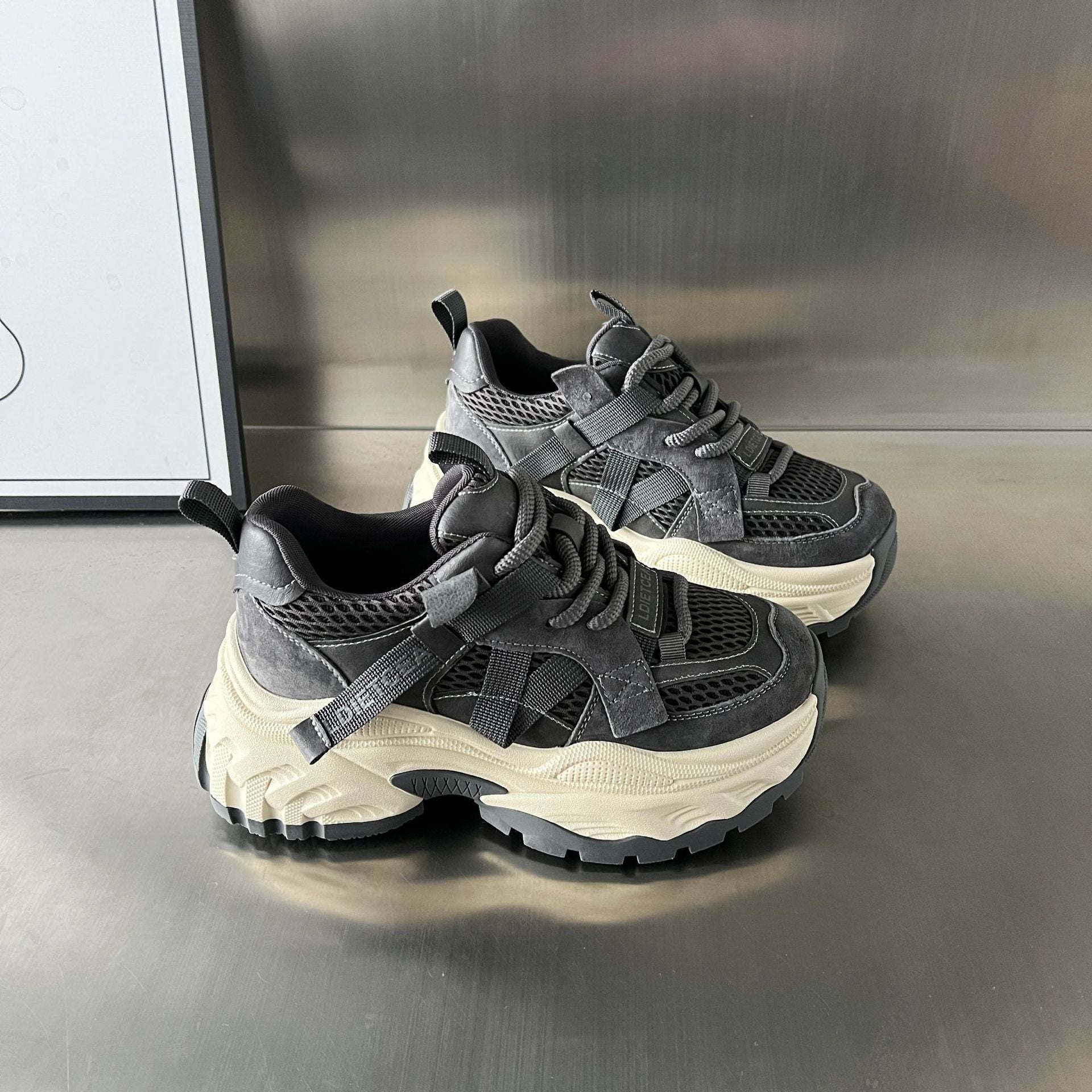 Damen Sportliche Chunky Sneakers mit atmungsaktiver Mesh-Oberfläche und stabiler Sohle R&B