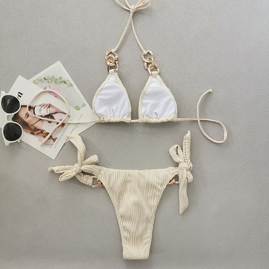 Damen Triangel-Bikini mit dekorativen Kettendetails und verspieltem Rüschendesign R&B