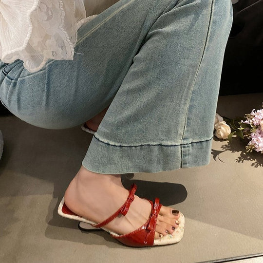 Damen modische Riemchen-Sandaletten mit floralem Design und elegantem Absatz R&B
