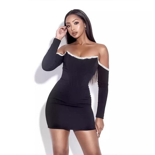 Damen Verführerisches Mini-Kleid mit schulterfreiem Design und dekorativem Strass R&B