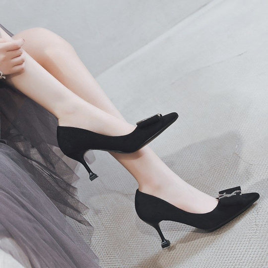 Damen Elegante Pumps mit Druckknopfdetail und schickem Blockabsatz R&B