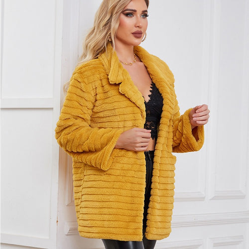 Damen Flauschiger Kurzblazer mit Struktur und modernem Schnitt R&B