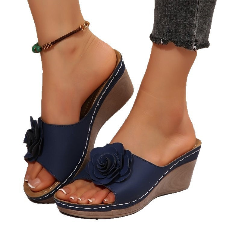 Damen Wedge-Pantoletten mit floralem Dekor und anatomischer Fußbettung R&B