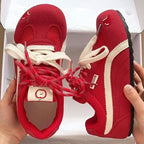 Damen Freizeit Sneakers mit innovativer Oberflächenstruktur und atmungsaktiver Sohle R&B