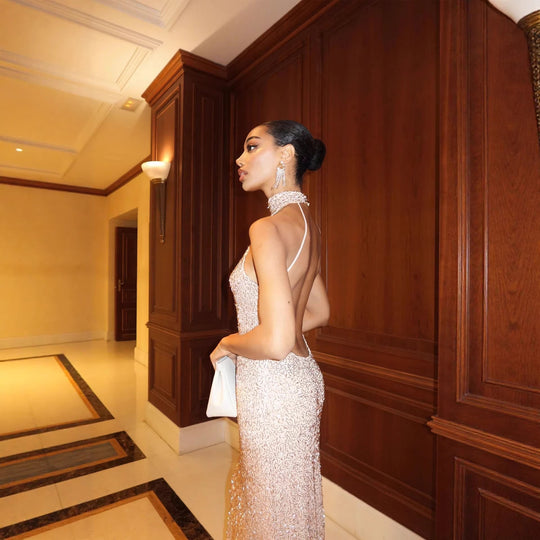 Damen Glamouröses Paillettenkleid mit elegantem Stehkragen und figurbetontem Schnitt R&B