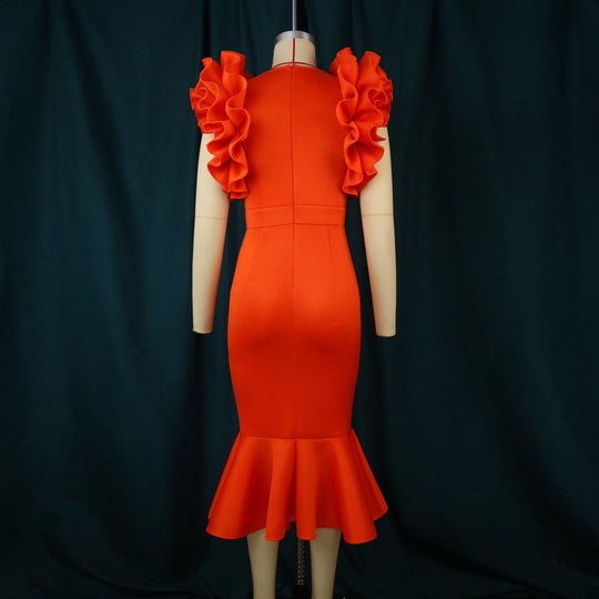 Damen figurbetontes Kleid mit voluminösen Rüschensäumen R&B