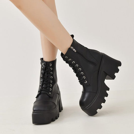 Damen Chunky Stiefel mit modischen Schnallen und robustem Plateau-Heel R&B