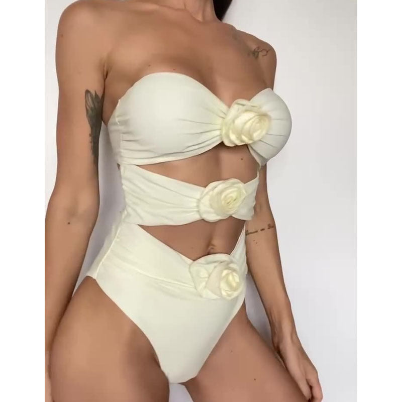 Damen Cut-Out Bikini mit dekorativen Blütenakzenten