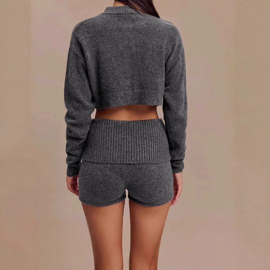 Damen Kurzer Strickpullover mit Rundhalsausschnitt und Knopfverschluss R&B