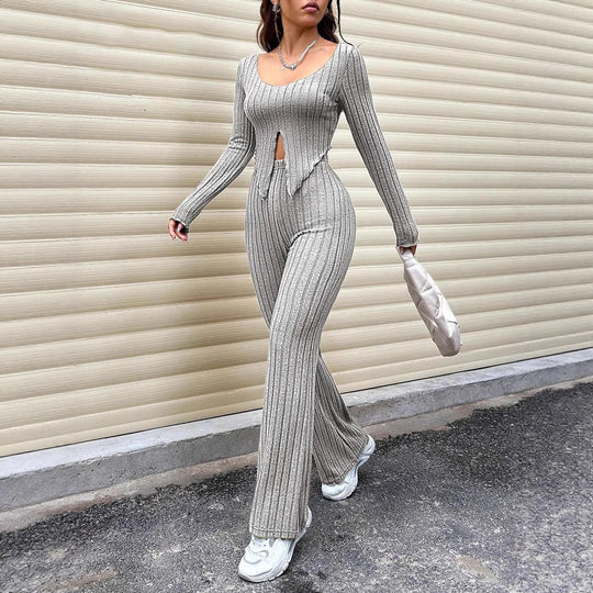 Damen Strickanzug mit modischem Cut-Out R&B