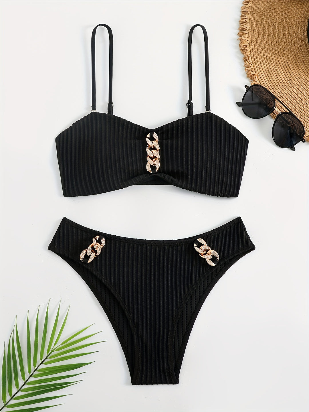 Damen Bikini Set mit elegantem Rüschen-Detail und modischen Kettenakzenten R&B
