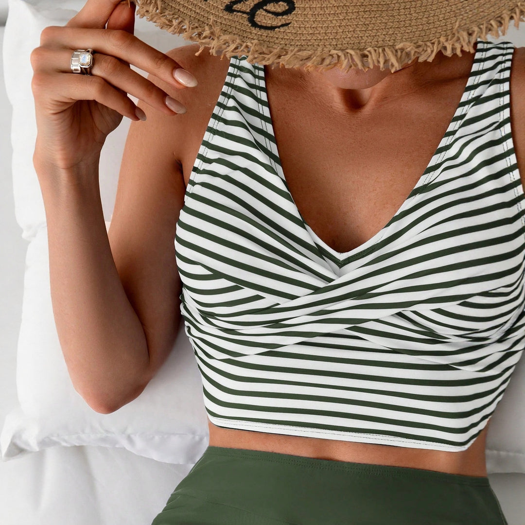 Damen Sportliches Crop-Top und Hochtaillierte Shorts R&B