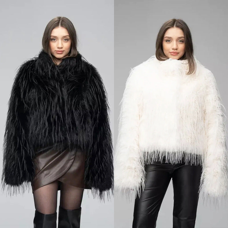 Damen Trendige Kunstfelljacke mit eleganten Fransen