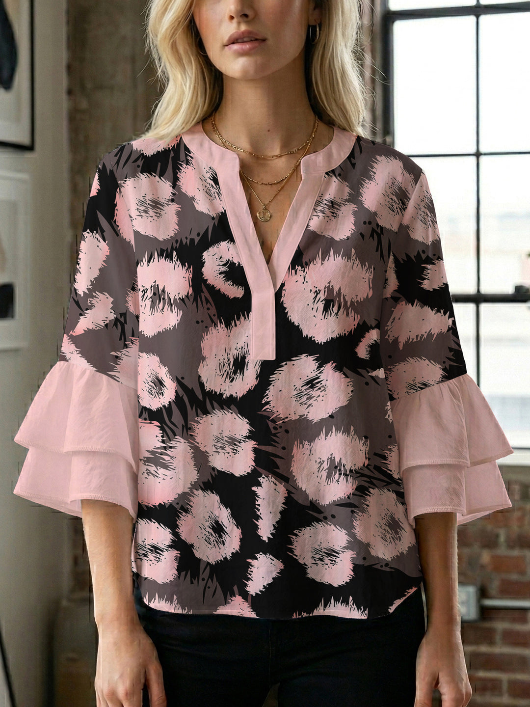 Damen Bluse mit Rüschendetails und auffälligem Animal-Print R&B