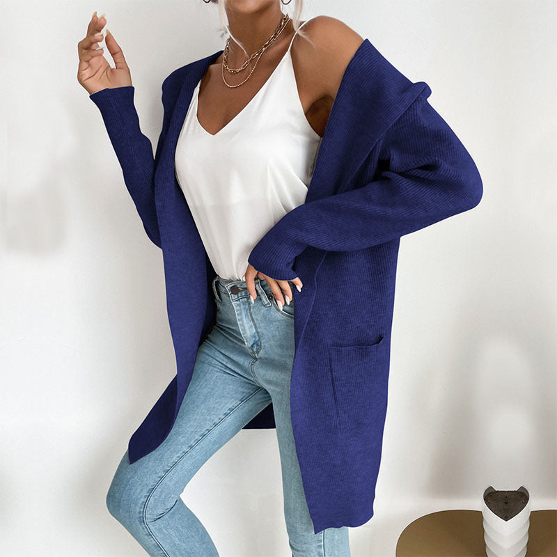 Damen Strickjacke mit tiefem V-Ausschnitt und praktischen Taschen R&B