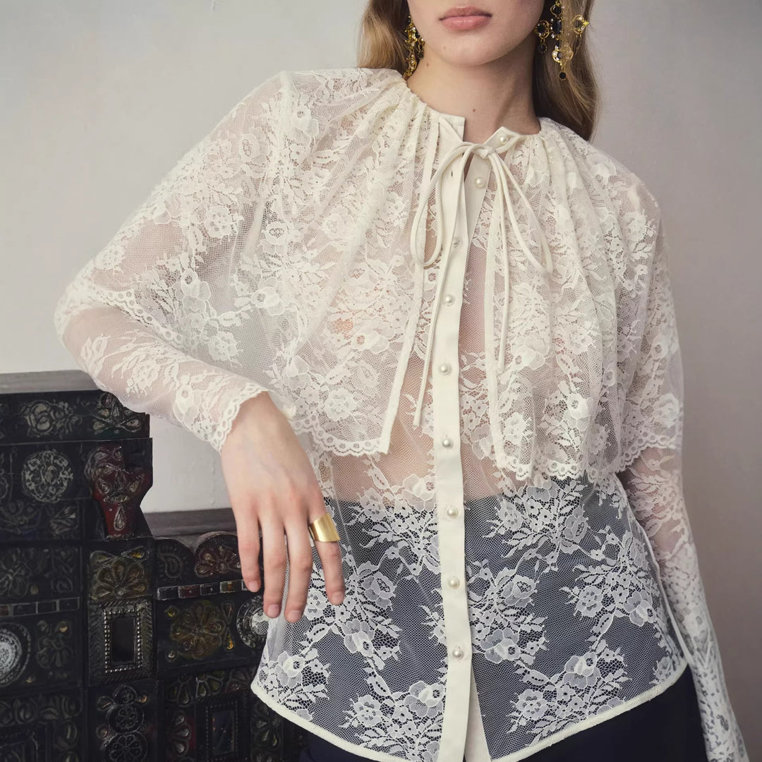 Damen Spitzenbluse mit eleganter Schleifenverzierung und transparenten Einsätzen R&B