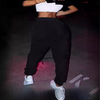 Damen lässige Jogginghose mit buntem Schrift-Design und elastischem Bund R&B