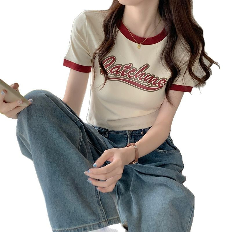 Damen lässiges Crop-Top mit kontrastierenden Ärmeln und kreativem Schriftzug R&B
