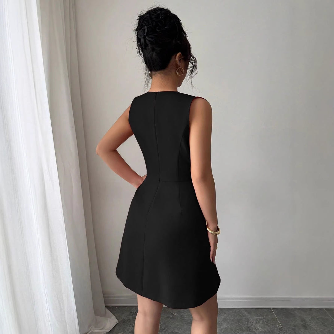 Damen Wickelkleid mit eleganter Silhouette und Knopfdetails R&B
