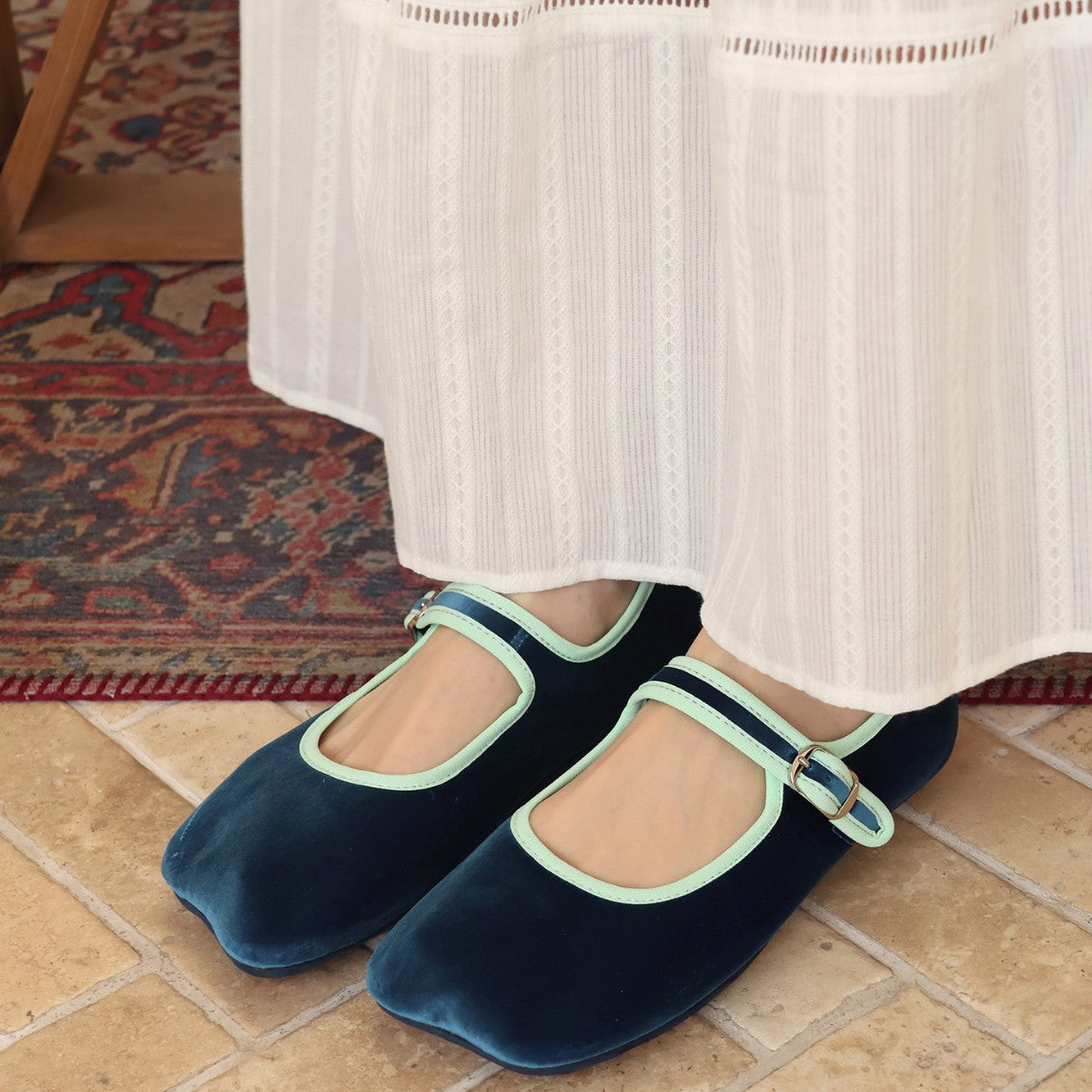 Damen Mokassin-Ballerinas mit verstellbarem Riemchen und rutschfester Sohle R&B