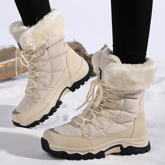 Damen Winterwanderboots mit isolierendem Futter und rutschfester Profilsohle R&B