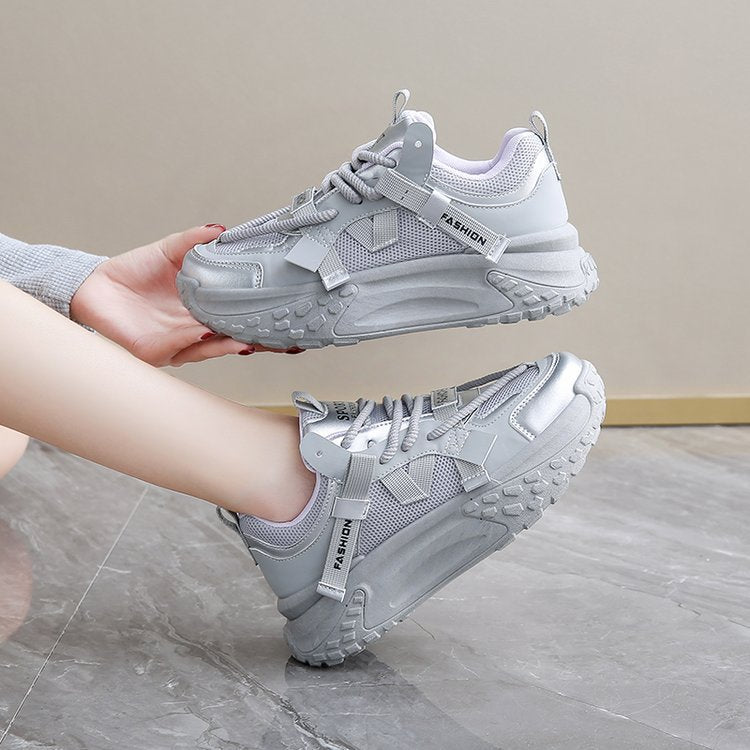 Damen Sportliche Sneakers mit modernem Mesh-Obermaterial und luftiger Sohle R&B