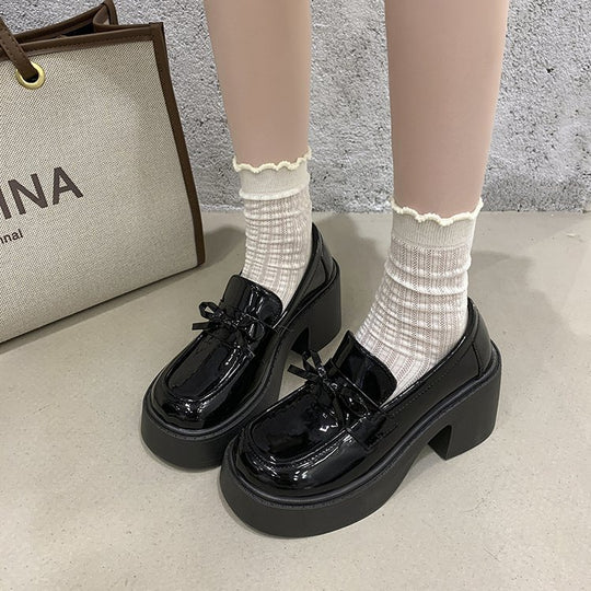 Damen elegante Mokassins mit modischem Blockabsatz und glänzendem Obermaterial R&B