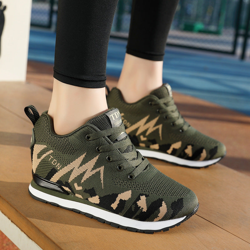 Damen Sportliche Sneakers mit Camouflage-Design und dämpfender Sohle
