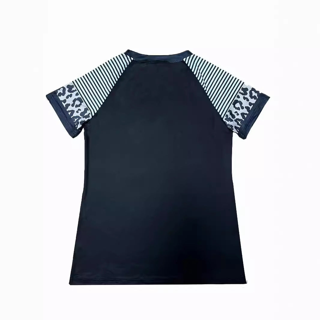 Damen T-Shirt mit Herzmotiv und modischem Streifenmix R&B