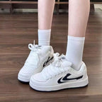 Damen Sneakers mit dekorativen Schnürdetails und komfortabler Dämpfung R&B