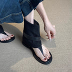 Damen modische Zehensteg-Sandalen mit gestreiftem Übertritt R&B