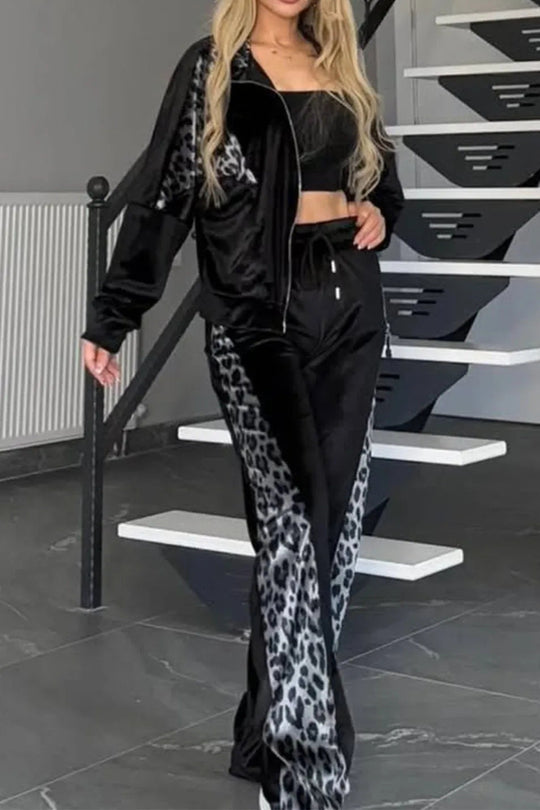 Damen Sportlicher Lounge-Anzug mit elegantem Leoprint R&B