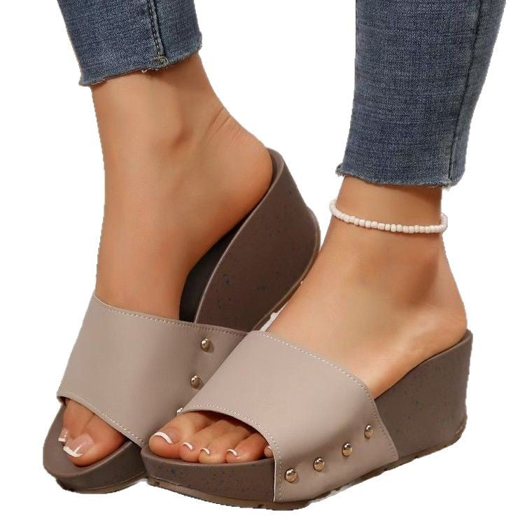 Damen modische Wedge-Pantoletten mit stilechtem Leopardenmuster und bequemer Sohle R&B