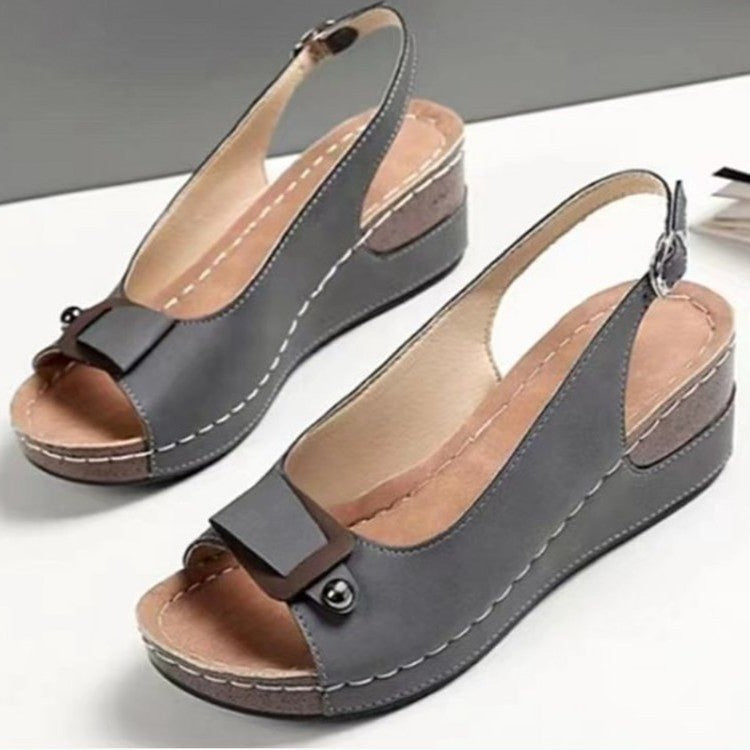 Damen Komfortable Slingback-Wedgesandalen mit dekorativem Riemen R&B