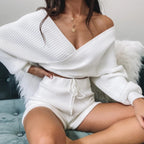 Damen nan gestrickter Off-Shoulder Cropped-Pullover mit Wickeloptik und Ballonärmeln R&B
