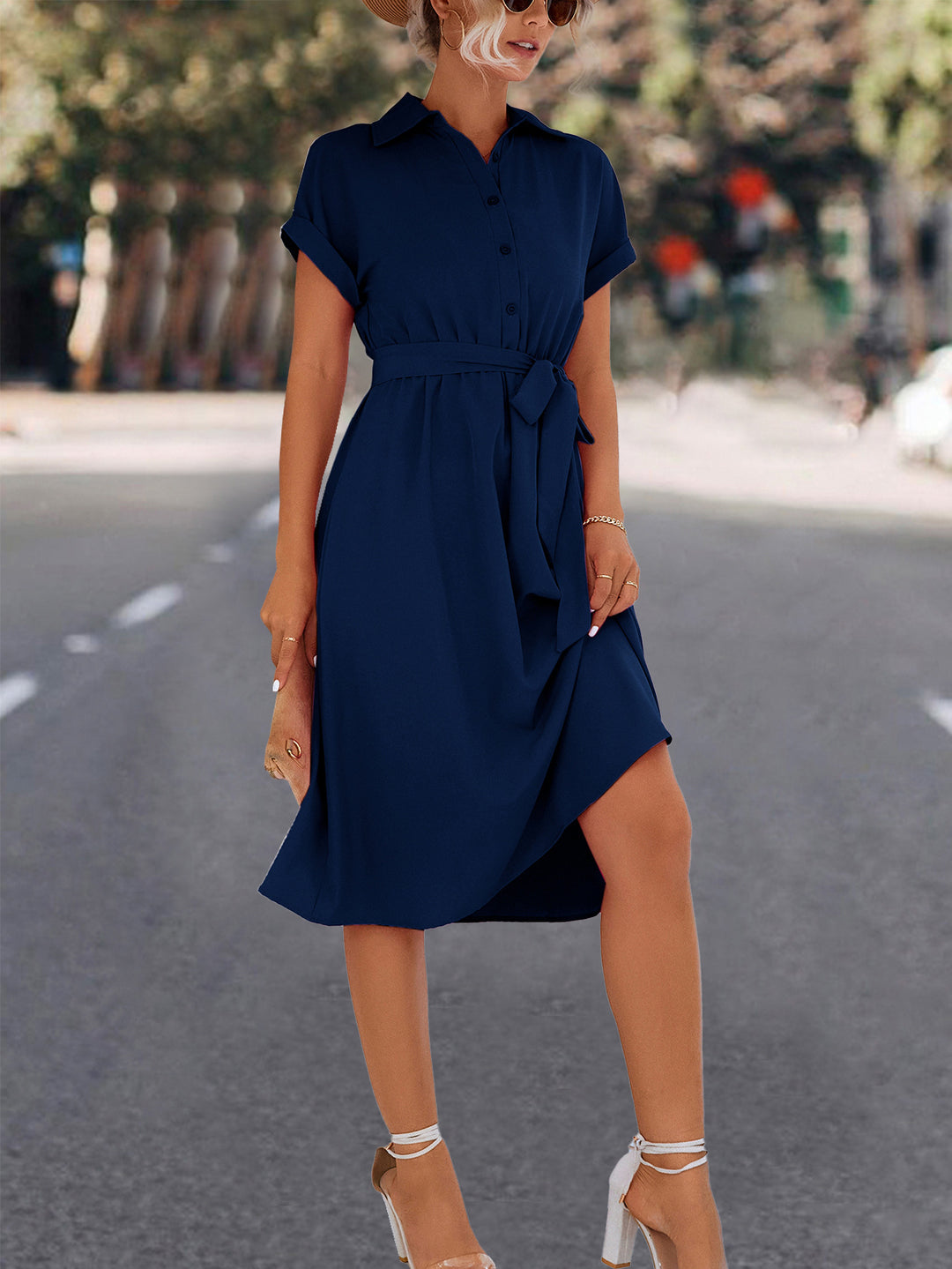 Damen Knielanges Hemdkleid mit Taillengürtel und elegantem V-Ausschnitt R&B