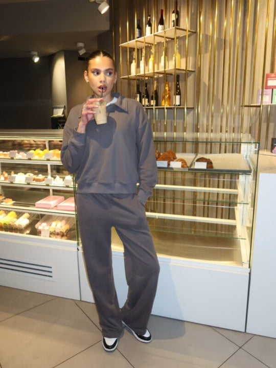 Damen lässiger Pullover mit Kragen und bequemen Sporthosen R&B