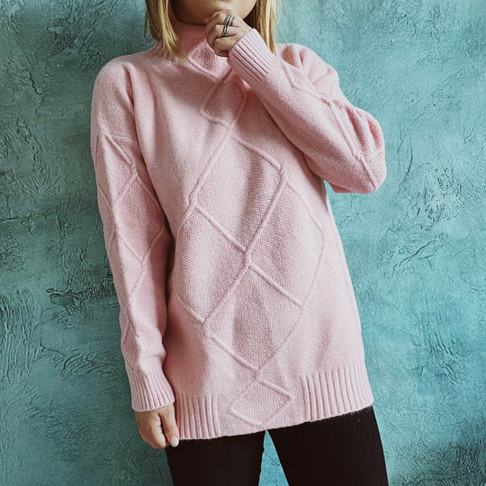 Damen Grobstrickpullover mit elegantem Rautenmuster und hohem Kragen R&B