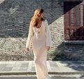Damen Strick Maxikleid mit tiefem V-Ausschnitt und dekorativer Knopfdetail R&B