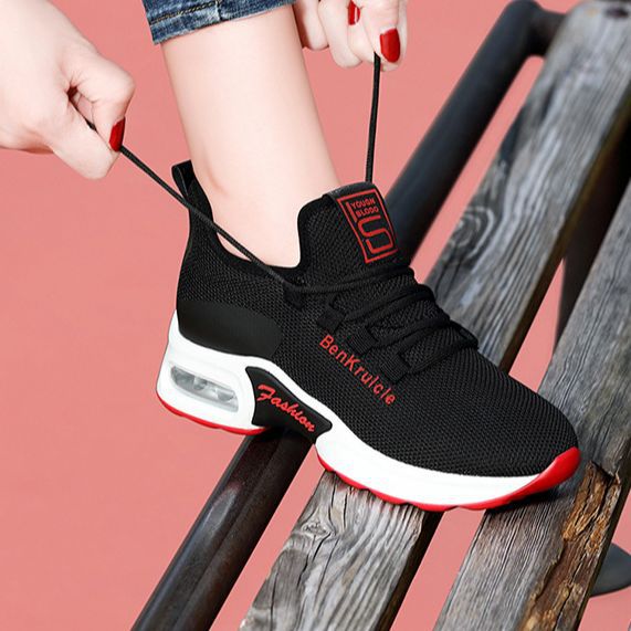 Damen Atmungsaktive Lifestyle-Sneaker mit dämpfender Luftpolstersohle R&B
