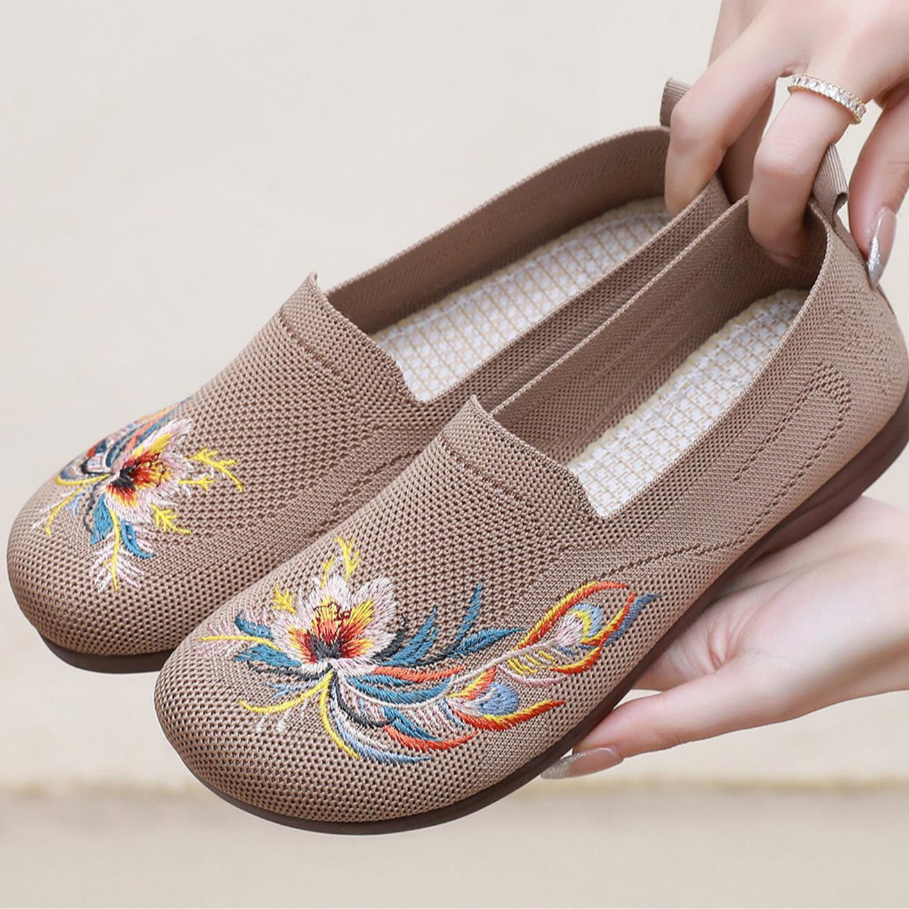 Damen Slip-On Schuhe mit floralem Stickdesign und rutschfester Sohle R&B